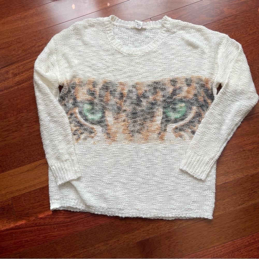 Iris Cream Knit Cat eye Sweater - Picture 2 of 8